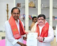 Ministers Invite Former CM KCR to Telangana Thalli Unveiling