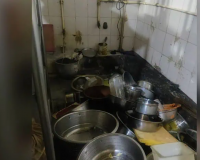 Popular restaurant raided in Hyderabad, expired food items found