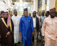 Nigerian Vice President visits Prophet’s mosque in Madinah