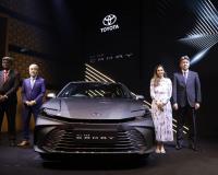 Toyota Unveils All-New Camry Hybrid: Luxury Meets Sustainability