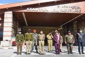 Traffic to be restricted in Rohtang tunnel