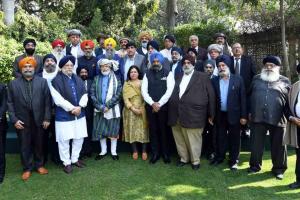 Members of Afghan Sikh-Hindu delegation thank PM Modi for CAA